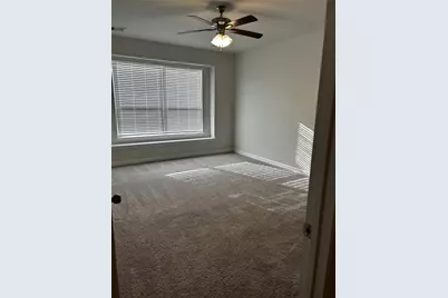 5336 Latigo Court, Alvin, TX 77511 - Photo 12