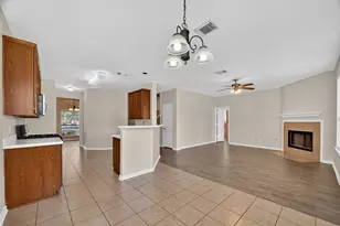 2711 Shallow Falls Ct, Pearland, TX 77584 - Photo 14