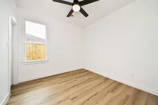 5201 Fairchild St, Houston, TX 77028 - Photo 22