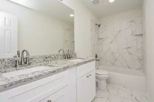 2811 Topiary Ln, Houston, TX 77014 - Photo 26