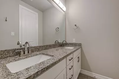 11010 Crescent Light Way, Houston, TX 77043 - Photo 14