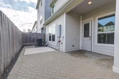 11010 Crescent Light Way, Houston, TX 77043 - Photo 18