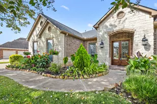 33218 Worthing Ln, Fulshear, TX 77441 - Photo 2