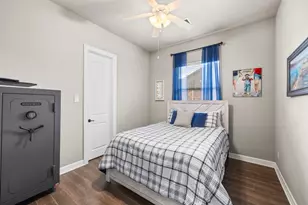 33218 Worthing Ln, Fulshear, TX 77441 - Photo 32