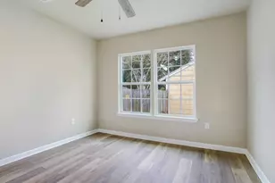 1120 17th Ave N, Texas City, TX 77590 - Photo 12