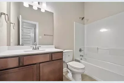 218 Oakcrest #A, Conroe, TX 77304 - Photo 12