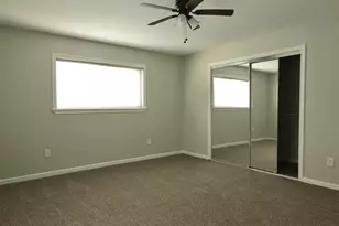 9810 Cliffwood Dr, Houston, TX 77096 - Photo 10