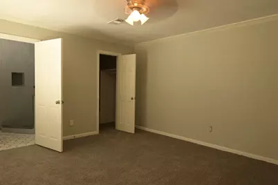9810 Cliffwood Drive, Houston, TX 77096 - Photo 30