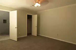 9810 Cliffwood Dr, Houston, TX 77096 - Photo 30