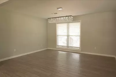 9810 Cliffwood Drive, Houston, TX 77096 - Photo 6
