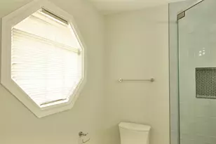 9810 Cliffwood Dr, Houston, TX 77096 - Photo 32