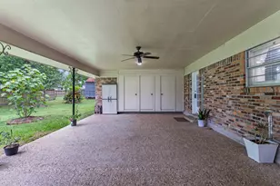 2103 Taylor St, Waller, TX 77484 - Photo 34