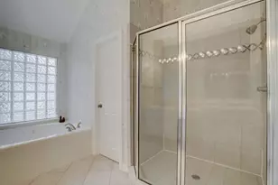 2205 Commonwealth St, Houston, TX 77006 - Photo 14