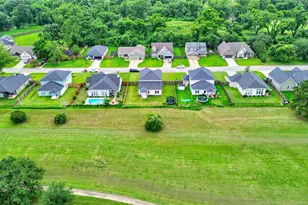2423 Ridgewood Dr, West Columbia, TX 77486 - Photo 8