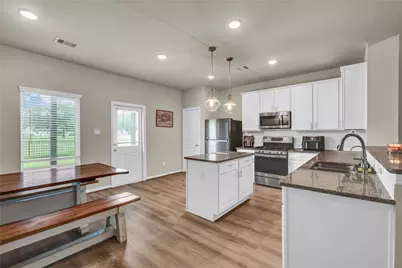 2423 Ridgewood Drive, West Columbia, TX 77486 - Photo 6