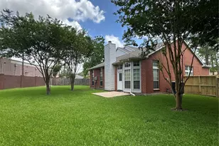 14202 Misty Knoll Ct, Houston, TX 77062 - Photo 34
