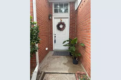14202 Misty Knoll Court, Houston, TX 77062 - Photo 4