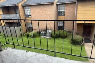 9090 S Braeswood Blvd, Houston, TX 77074 - Photo 14