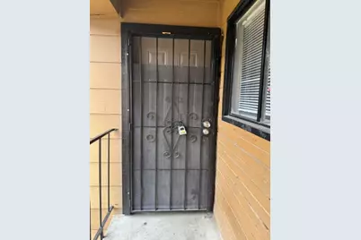 9090 S Braeswood Boulevard #48, Houston, TX 77074 - Photo 2