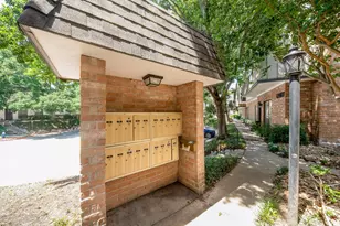 1803 Stoney Brook Dr, Houston, TX 77063 - Photo 22