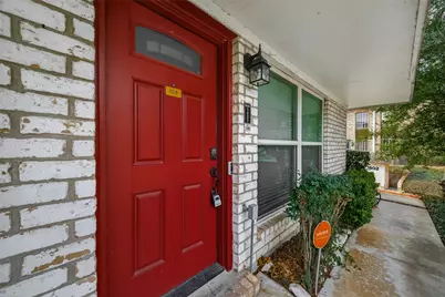 1803 Stoney Brook Drive #108, Houston, TX 77063 - Photo 20