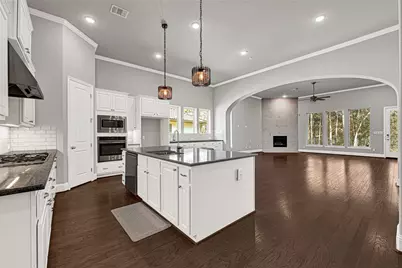 110 Lily Green Court, Conroe, TX 77304 - Photo 10