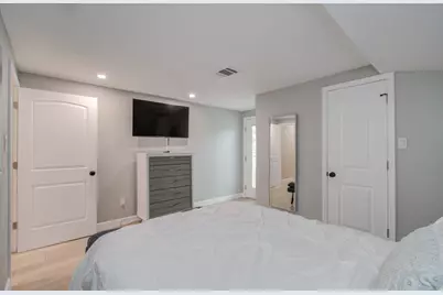 1109 31st Street, Galveston, TX 77550 - Photo 18