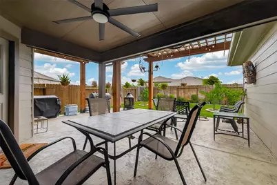 5627 Pleasant Falls Drive, Richmond, TX 77407 - Photo 34
