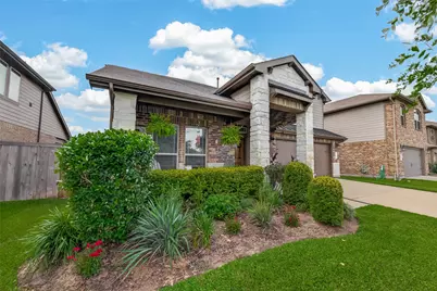 5627 Pleasant Falls Drive, Richmond, TX 77407 - Photo 2
