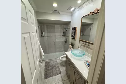 4716 Post Oak Timber Drive, Houston, TX 77056 - Photo 2