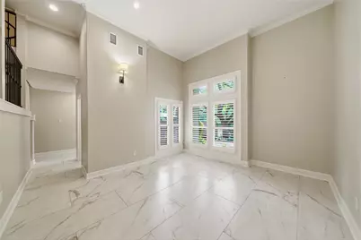4716 Post Oak Timber Drive, Houston, TX 77056 - Photo 8