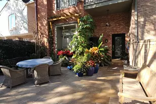 4716 Post Oak Timber Dr, Houston, TX 77056 - Photo 4