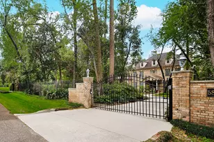 58 Red Sable Dr, The Woodlands, TX 77380 - Photo 2