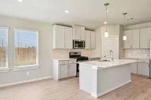 1652 Hopson Rnch Dr, Conroe, TX 77301 - Photo 2