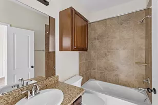 7 Cheswood Manor Court, The Woodlands, TX 77382 - Photo 18