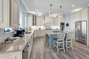 2627 Holiday Dr, Crystal Beach, TX 77650 - Photo 20