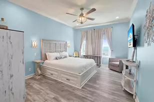 2627 Holiday Dr, Crystal Beach, TX 77650 - Photo 24