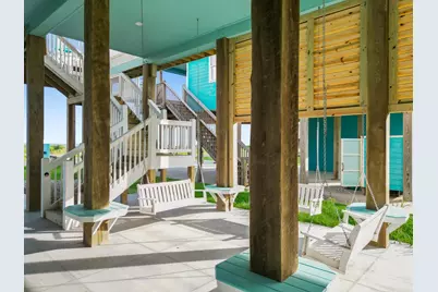 2627 Holiday Drive, Crystal Beach, TX 77650 - Photo 12