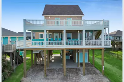 2627 Holiday Drive, Crystal Beach, TX 77650 - Photo 4