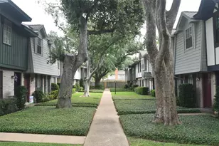 10018 Knoboak Dr, Houston, TX 77080 - Photo 4