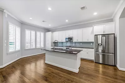 4926 Ella Boulevard, Houston, TX 77018 - Photo 12