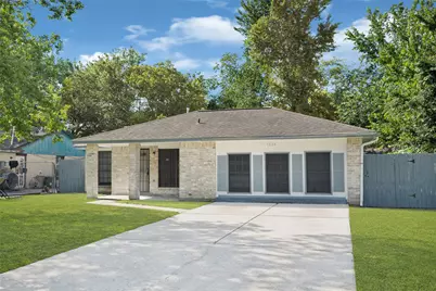 7026 Hedgewood Street, Houston, TX 77016 - Photo 2