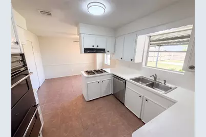 1913 Atlanta Street, Deer Park, TX 77536 - Photo 2