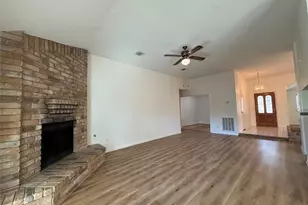 15662 Pebble Lake Dr, Houston, TX 77095 - Photo 2