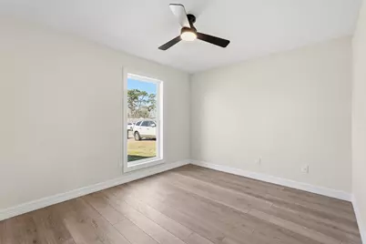 8630 Winewood Drive, Houston, TX 77044 - Photo 22