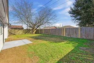 8630 Winewood Dr, Houston, TX 77044 - Photo 32