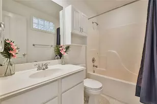 2 Willow Point Pl, The Woodlands, TX 77382 - Photo 32