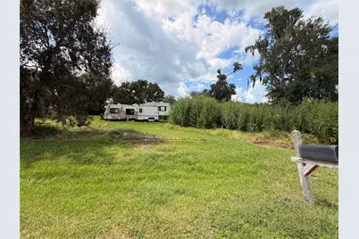 1725 County Road 244D, Brazoria, TX 77422 - Photo 2