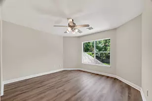 45 Marquise Oaks Pl, The Woodlands, TX 77382 - Photo 24
