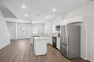 9018 Everglade Dr, Houston, TX 77078 - Photo 10